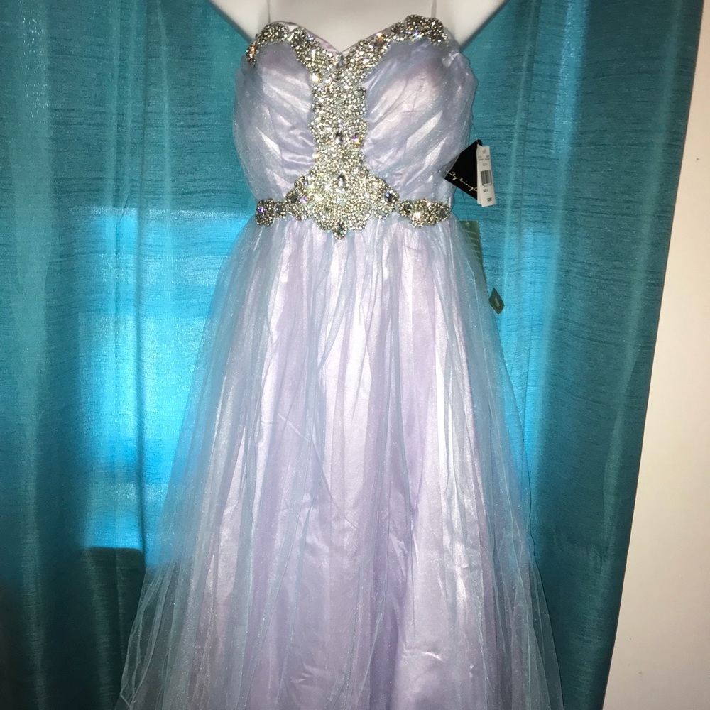 Prom gown